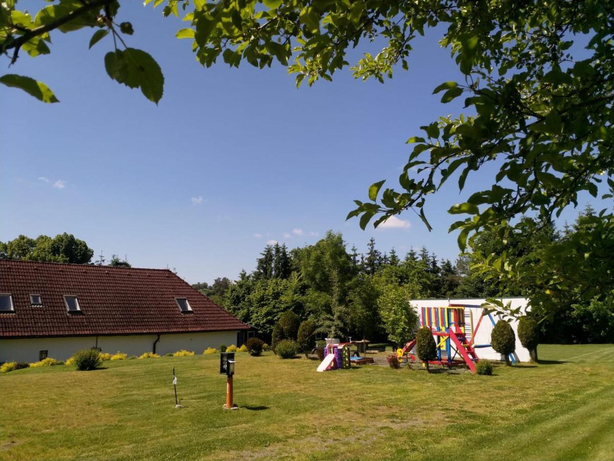 Camping & Guest House Pliskovice Mirovice Exterior photo